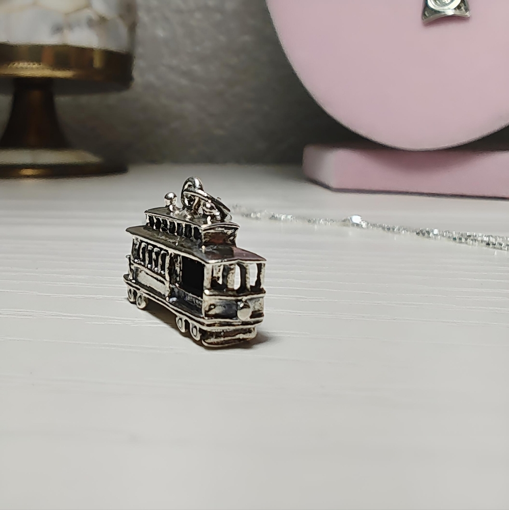 Vintage BEAU Sterling San Francisco Cable Car NECKLACE 22"